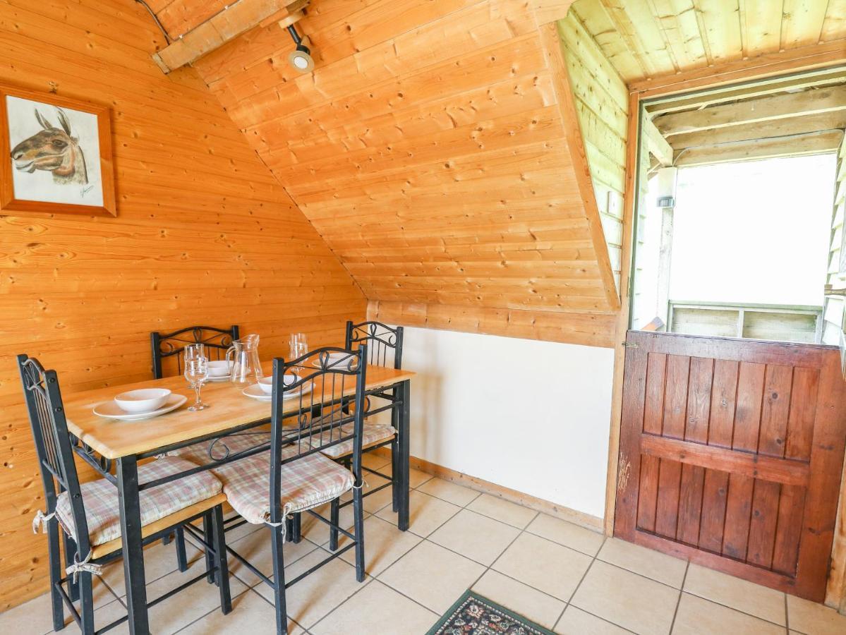 The Loft Apartment Llangunllo Екстериор снимка